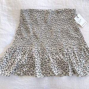 NWT 🌟 Skirt & crop top matching set 🌟